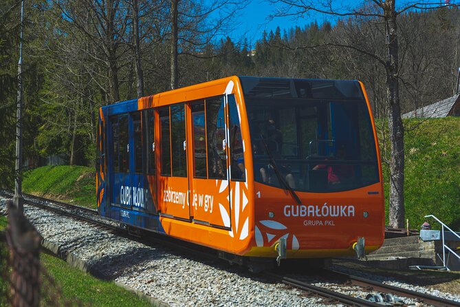 Krakow to Zakopane: Funicular, Tasting and Thermal Baths Day Trip - Guides, Groups, and Comfort on a Full-Day Schedule