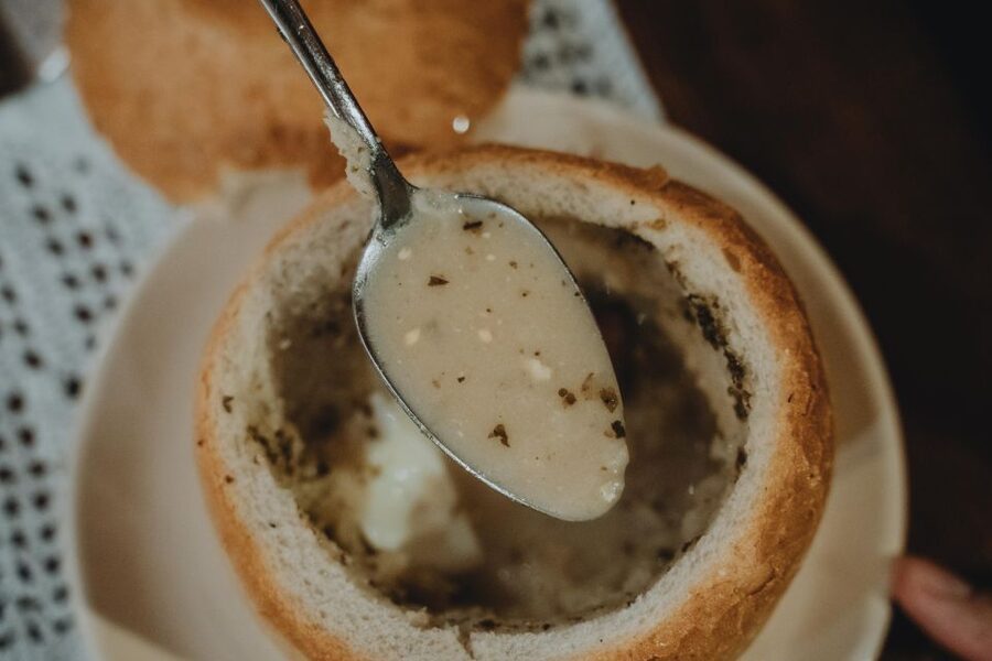 Krakow: Traditional Polish Food and Drinks Tasting Tour - Key highlights you’ll feel fast