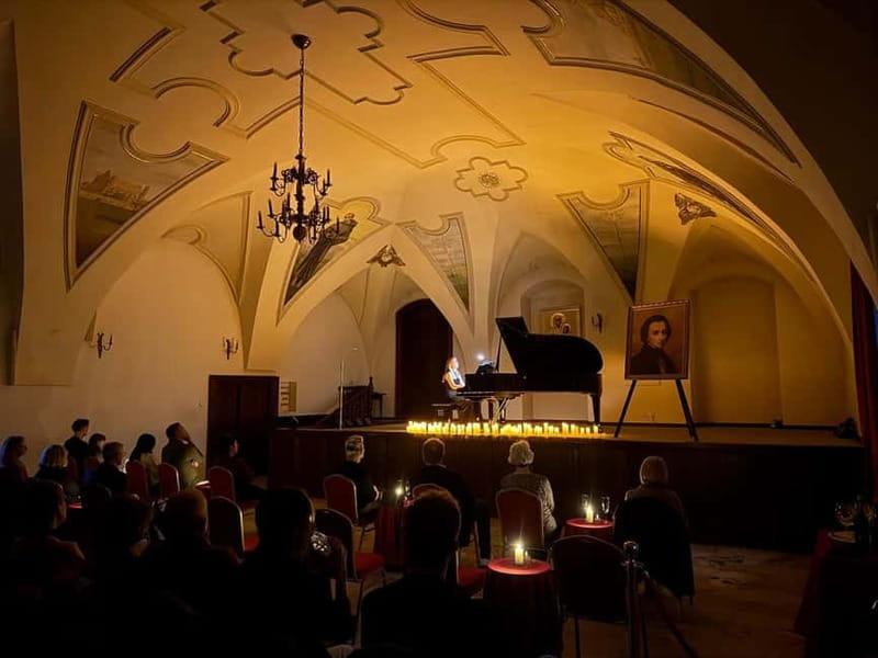 Kraków: VIP Candlelight Concert The Music of Fryderyk Chopin - What the program feels like in real time