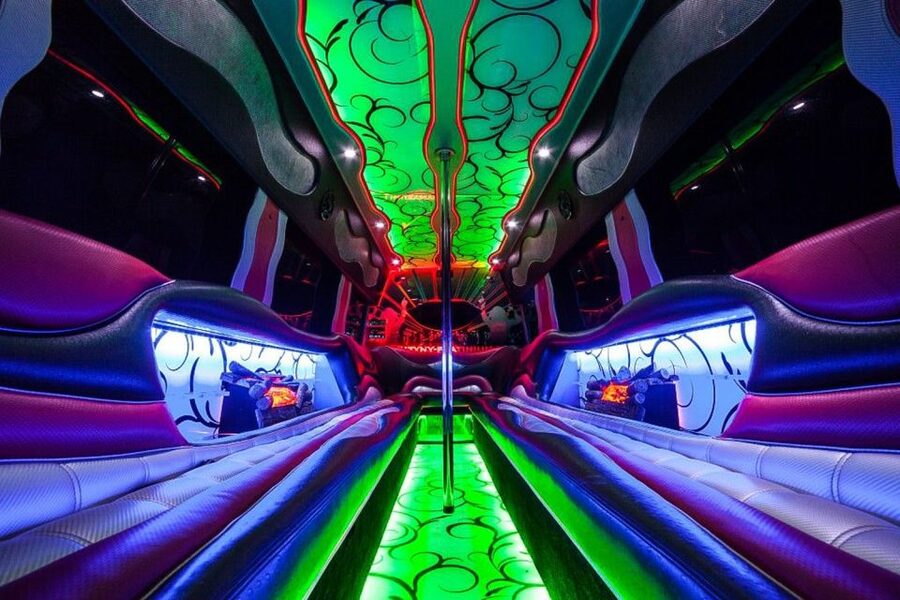 Kraków: VIP Limo Party Tour with Drinks & Club Entry - Practical vibe checks before you commit