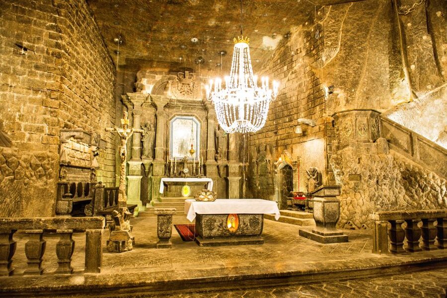 Krakow: Vistula River Cruise and Wieliczka Salt Mine Tour - Key highlights worth your attention
