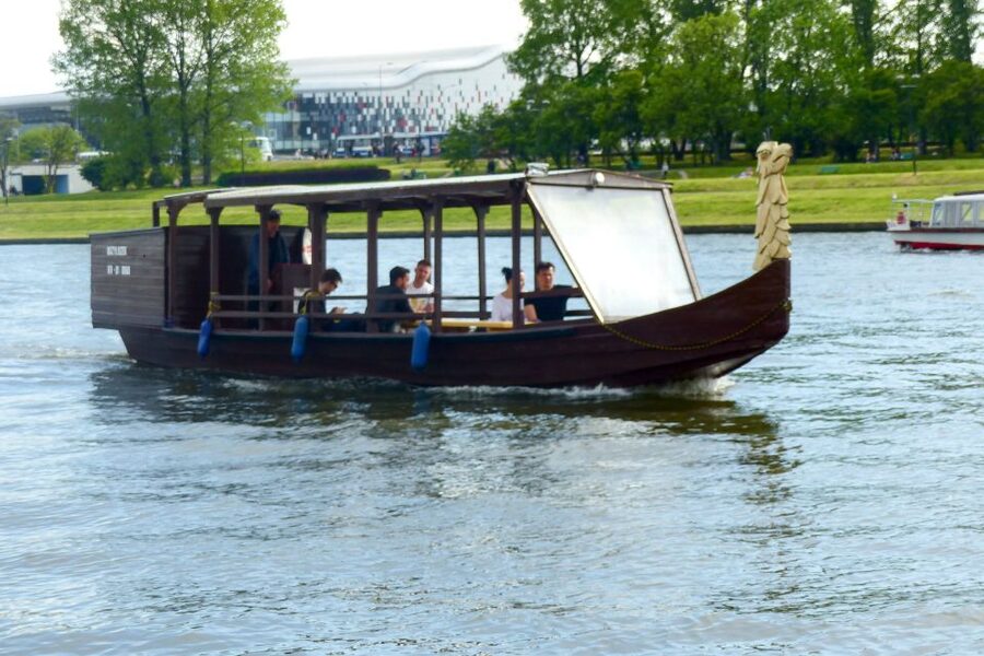 Krakow: Vistula River Cruise with Historical Views - Why this 1-hour Vistula cruise works in Krakow