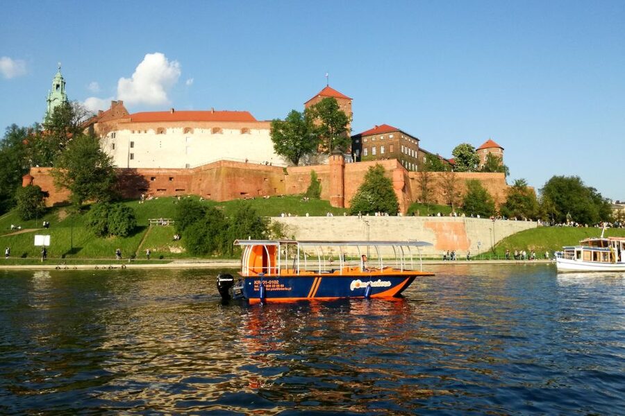 Krakow: Vistula River Cruise with Historical Views - Audio guide reality check: pre-recorded is fine, but don’t expect miracles