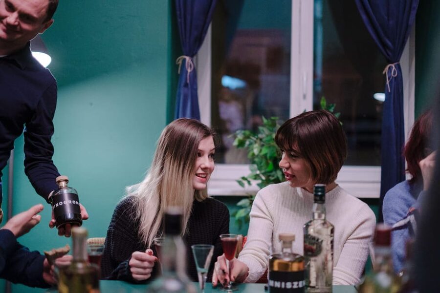 Krakow: Vodka Tasting in Hidden Bar - The 90-minute flow: how the tasting usually moves