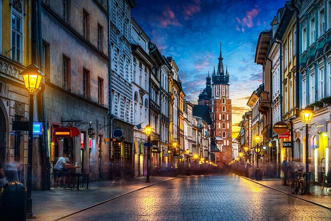 Krakow Walking Tour with Audioguide on Your Smartphone - Why this Kraków smartphone tour is such a practical way to see the city