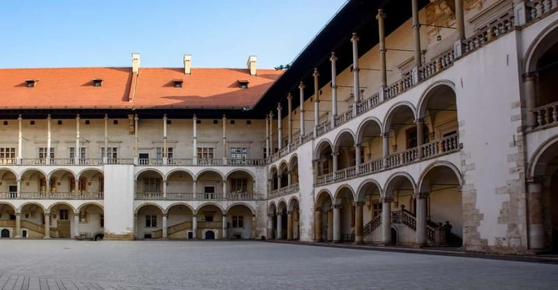 Krakow: Wawel Cathedral Guided Tour with Admission Tickets - Architecture shifts through Gothic, Renaissance, Baroque, and more