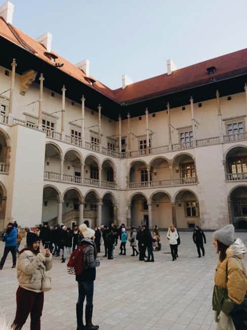 Krakow: Wawel Guided Tour – Cathedral and/or Castle - Royal Tombs underground: the mood shifts on purpose