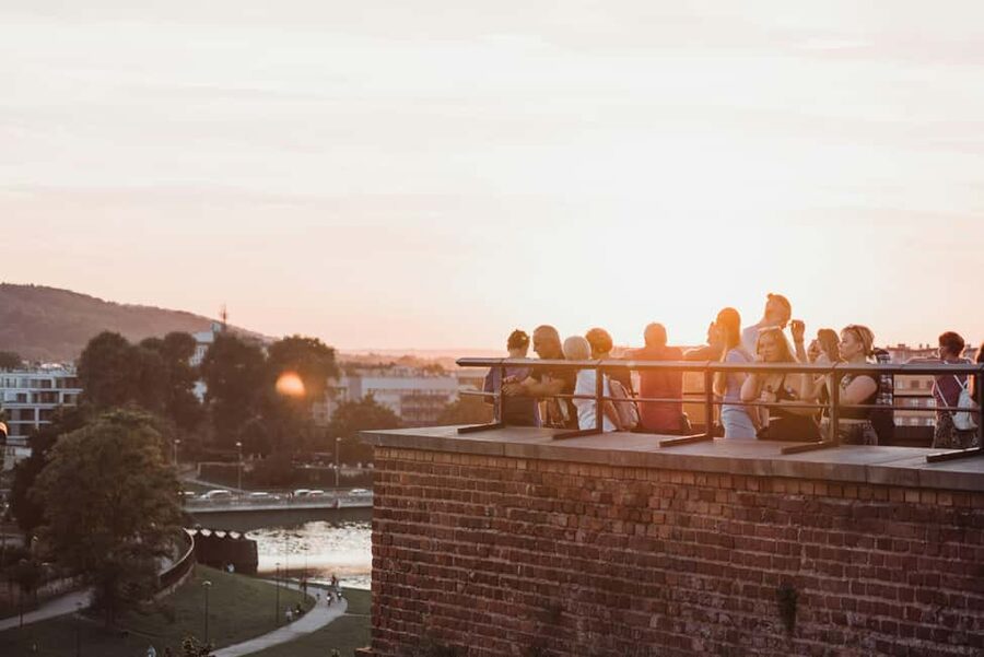 Krakow: Wawel Guided Tour – Cathedral and/or Castle - Bell Tower climb and Zygmunt Bell: the hands-on finale