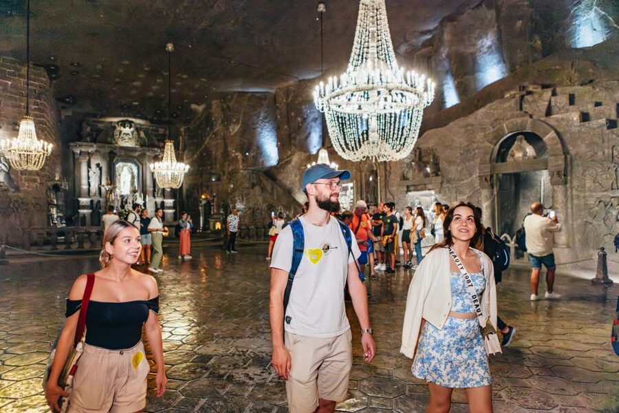 Krakow: Wieliczka Salt Mine Tour with Entry Ticket - Total Timing: Why It Can Land Anywhere in the 3–5 Hour Range