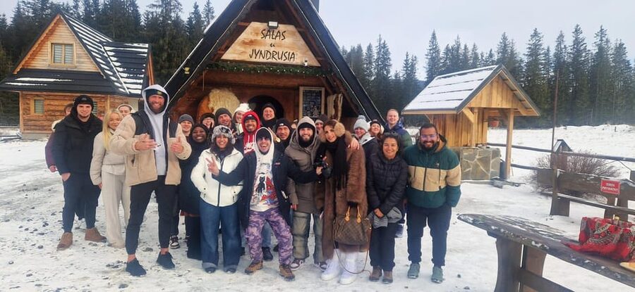 Krakow: Zakopane Cable Car, Vodka, Cheese & Hot Springs Tour - Chochołów’s wooden village: where the day turns cultural