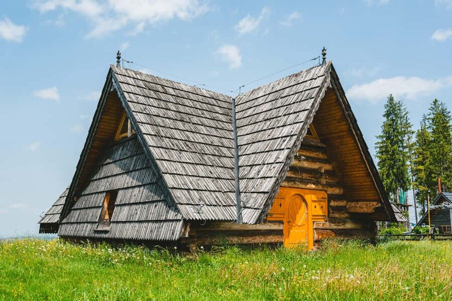 Krakow: Zakopane One Day Trip with Funicular & Thermal Pools - Krupówki Street Free Time: Souvenirs, Cafes, and Easy Walking