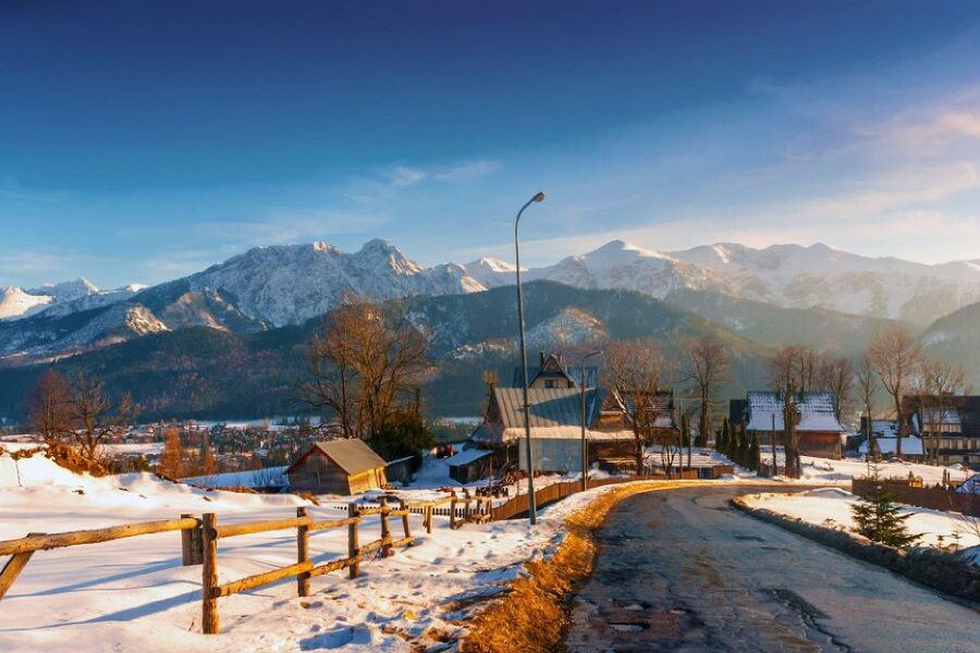 Krakow: Zakopane Tatra Mountains, Cable Car, Local Tasting - Quick culture stops: Jaszczurówka Chapel and the ski jump photo break