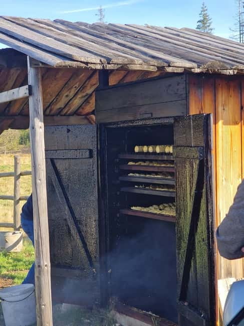 Krakow: Zakopane, Thermal Baths and Cable Car - Bacówka u Jacka: cheese, vodka, and a local break that resets your pace