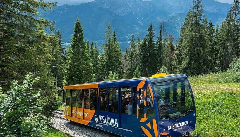 Kraków: Zakopane Tour, Cable Car & Thermal Baths - The Gubałówka cable railway: your easiest way into Tatras views