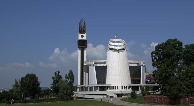 Łagiewniki-Sanctuary of Divine Mercy and John Paul II - Observation tower time: a break that still fits the day