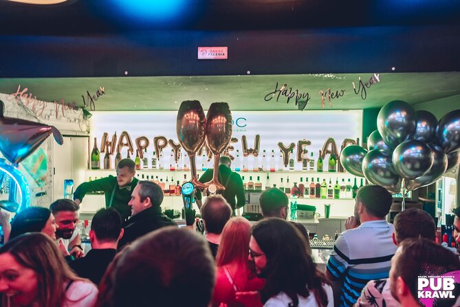 New Year's Eve crawl with 2 Hours free alcohol + Buffet - Krawl Through Krakow - Key highlights worth planning for