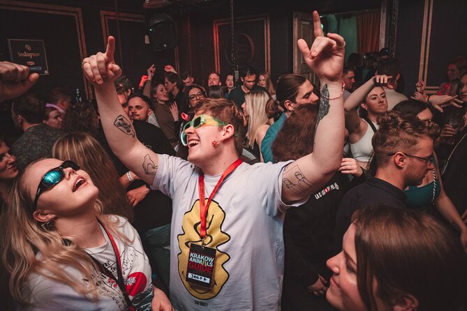 New Year's Eve Pub Crawl With 2 Hour Unlimited Alcohol + VIP Entry To Best Clubs - Key things to know before you buy