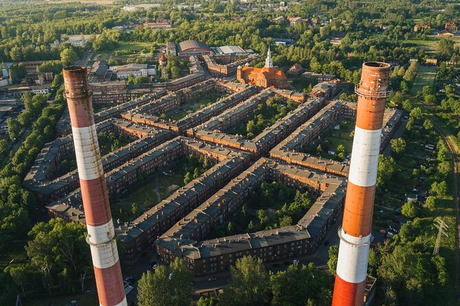 Nikiszowiec Industrial District Private Tour - Liberation Square portals: the “common life” design of Nikiszowiec