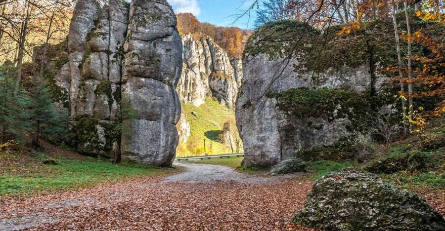 Ojcow National Park: Full-Day Trip from Krakow - Grota Lokietka cave in Czajowice: stalactites and two big chambers