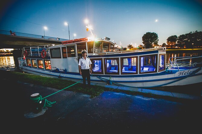 One Hour River Cruise in Krakow - Timing Reality Check: Why One Hour Can Feel Like More