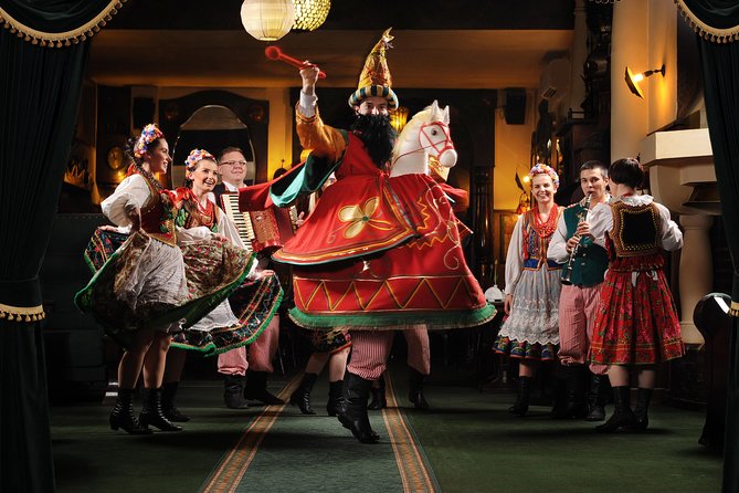 Polish Folk Show with 3 course dinner in Krakow legendary restaurant - A simple way to plan your night around it