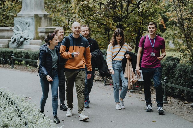 Private Tour of Krakow Old Town and Jewish Quarter in one walk - Wawel Hill: royal cathedral and the Wawel Castle courtyard