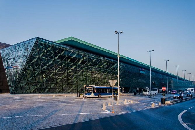 Private transfer | Krakow City - Krakow Airport Balice - Key things to know before you go