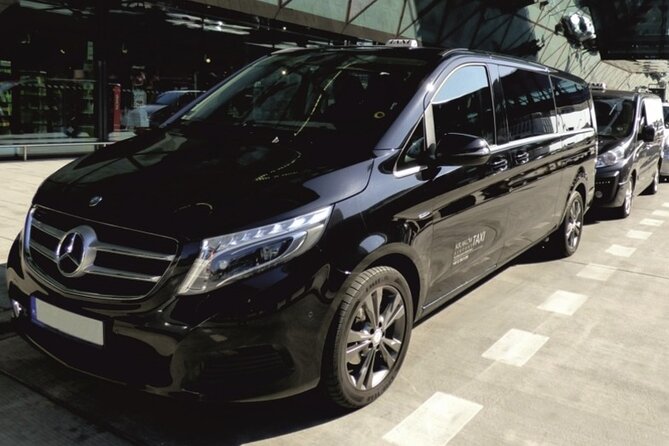 Private transfer | Krakow City - Krakow Airport Balice - The meet-and-greet at Balice Airport (and what it feels like)