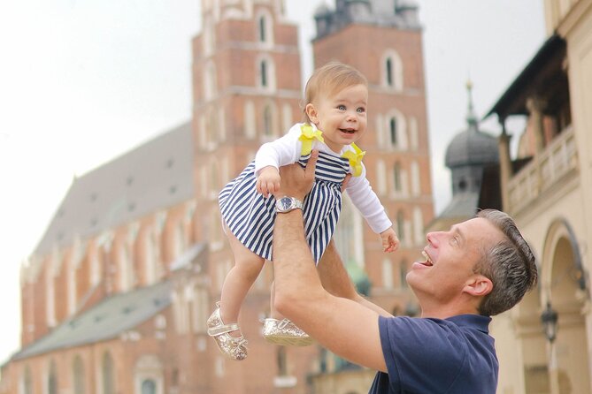 Professional Photoshoot in Krakow - Best timing for photos: sunset mood vs. daytime clarity