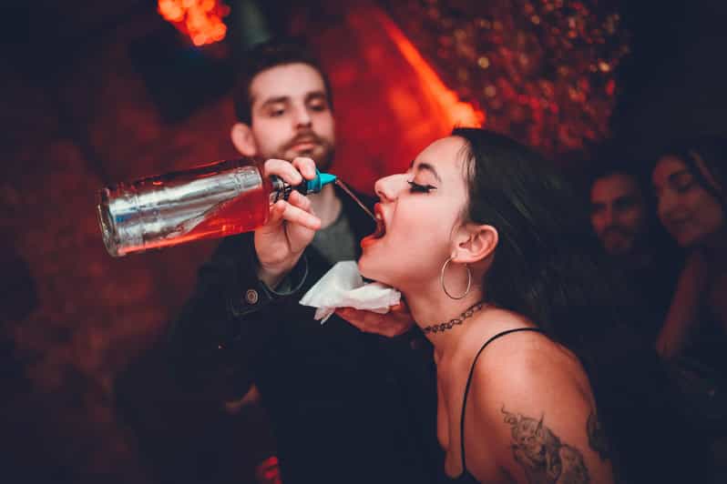 Pub Crawl - 1-hour Open Bar then Vip to 5 Clubs - Krakow - Meeting at Eros Bendato: getting oriented fast