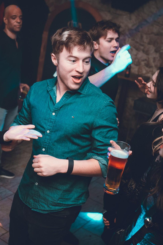 Pub Crawl - 1-hour Open Bar then Vip to 5 Clubs - Krakow - Price and value: what $34 buys you in real terms