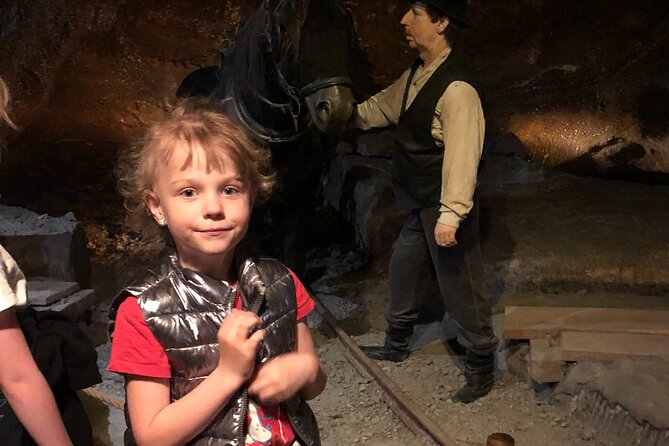Salt Mine Wieliczka Guided Tour from Kraków with Hotel Pick up - The big physical part: 800 steps and how to handle them
