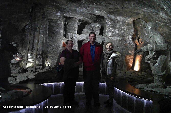 Salt Mine Wieliczka Round-Trip Private VIP Transport from Krakow - Hotel Pickup Timing: What It Means for Your Day