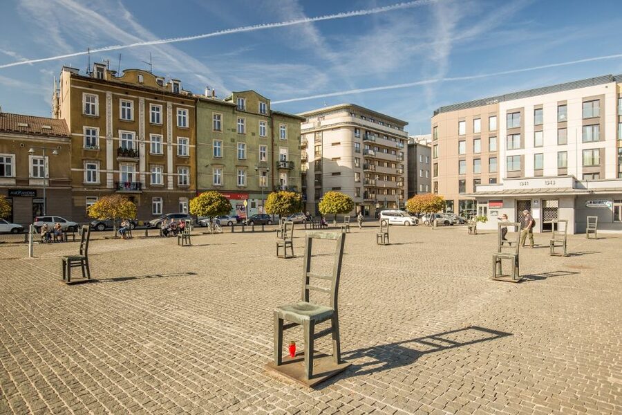 Schindler's Factory + Ghetto in Krakow and Wieliczka Tour - Price and Value: Is $136 Worth It for 7 Hours?