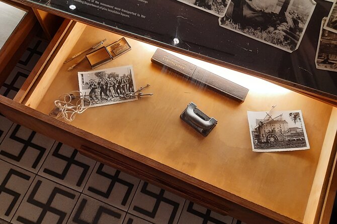 Schindler's Factory Guided Tour In a Small Group - Schindler’s Factory Museum: why this guided format works in Krakow