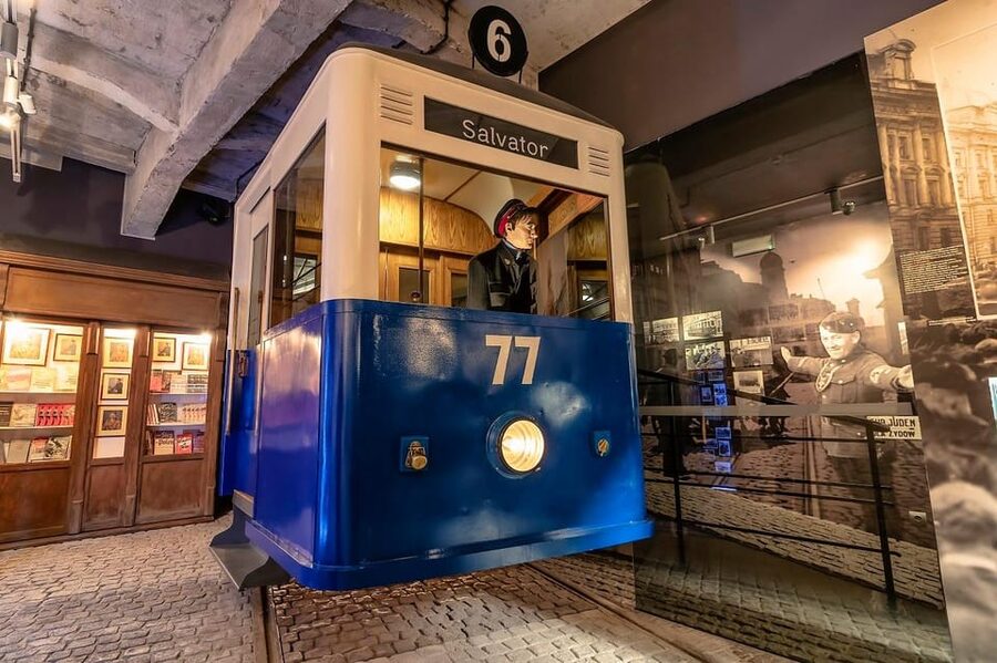 Schindler's Factory Museum Guided Tour - Krakow - The ghetto labyrinth and the Jewish apartment scene