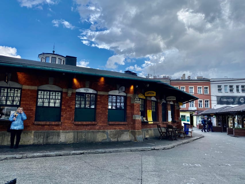Schindler's List Movie Tour: Historic Sites & Film Location - Oskar Schindler’s path through Podgórze and the factory doorstep