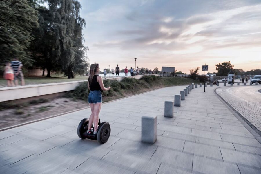 Segway Tour Krakow: Full Tour (Old Town + Jewish Quarter) - Who this Segway Krakow Old Town + Jewish Quarter tour is for