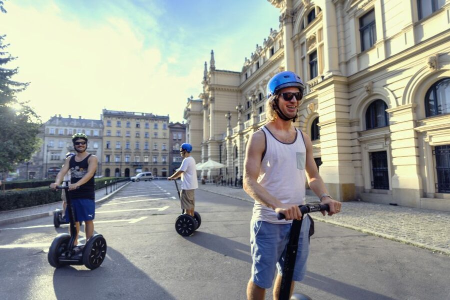 Segway Tour Krakow: Full Tour (Old Town + Jewish Quarter) - Jewish Quarter glide: architecture, culture, and careful context