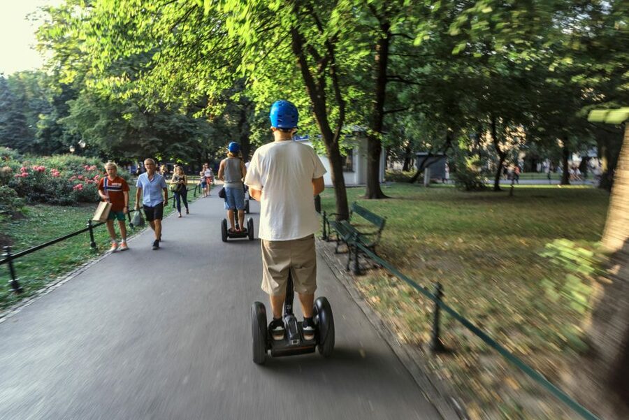 Segway Tour Krakow: Grand Tour (Old Town + Wawel Castle) - Photo stops and questions: how the tour time stays flexible