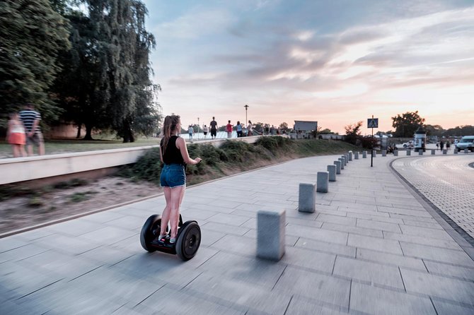Segway Tour Krakow: Jewish Quarter Kazimierz- 2-Hours of Magic! - Plac Wolnica: a square stop that keeps the pace lively