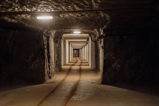 Skip the line ticket Wieliczka Salt Mine Guided Tour - The Role of an English-Guided Group Tour (and Why Group Size Matters)