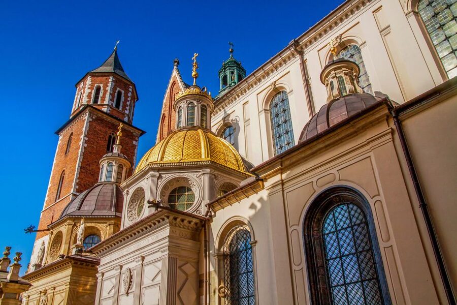 Skip-the-Line Wawel Castle Chambers Private Tour - Who should book this tour