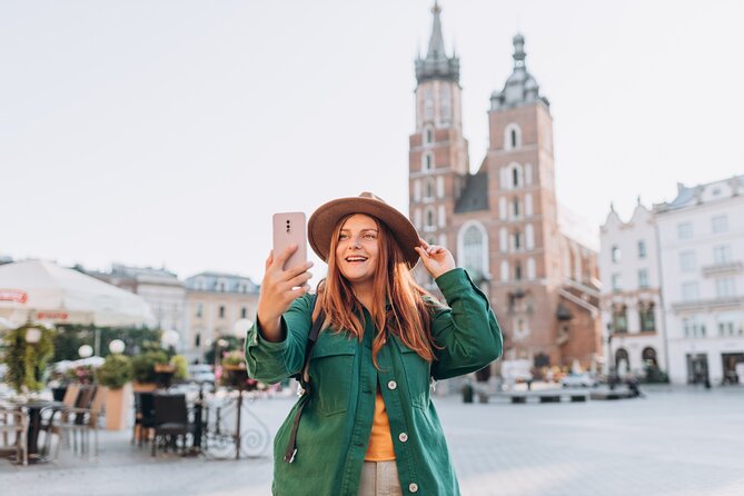 Skip-the-line Wawel Cathedral in Krakow Private Tour - Inside Wawel Cathedral: Royal Tombs, Sigismund Bell, and a guide that points beyond the obvious