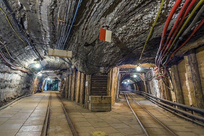 Wieliczka Salt Mine Guided Tour with Fast-Track Entry Ticket - The real logistics that affect your comfort (and photos)