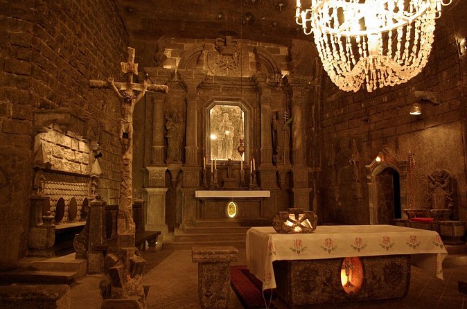 Wieliczka Salt Mine Guided Tour with Private Transportation - How the timing usually works in a 3 to 4 hour day