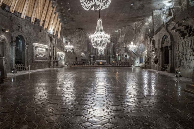 Wieliczka Salt Mine Tour from Krakow - Comfort, walking, and who should book this