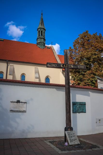 World War II in Krakow Walking Tour in English - The guide makes or breaks the experience (and this tour has strong ones)