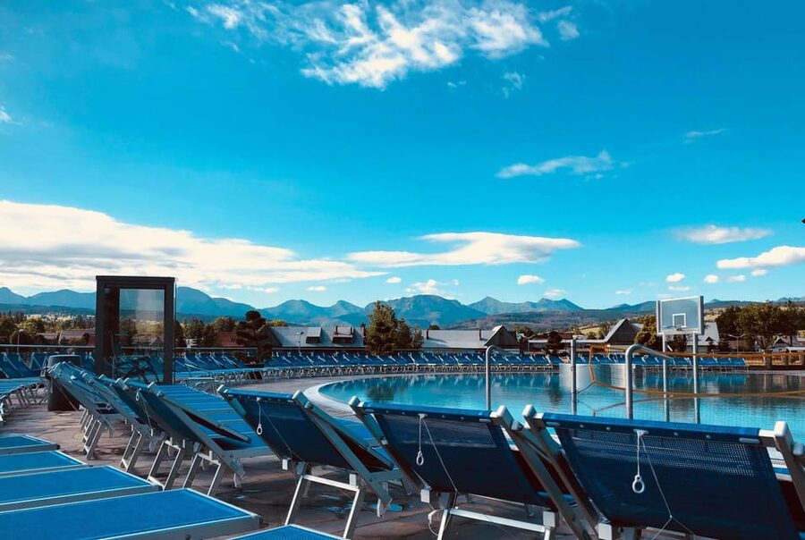 Zakopane: Chocholow Thermal Pools Entry with Hotel Transfer - What’s included (and what you’ll likely notice fast once you arrive)