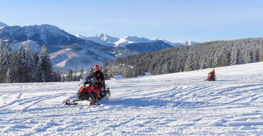 Zakopane: Snowmobiles Expedition and Optional Bonfire - Riding the Tatra snow for 1 hour vs 3 hours